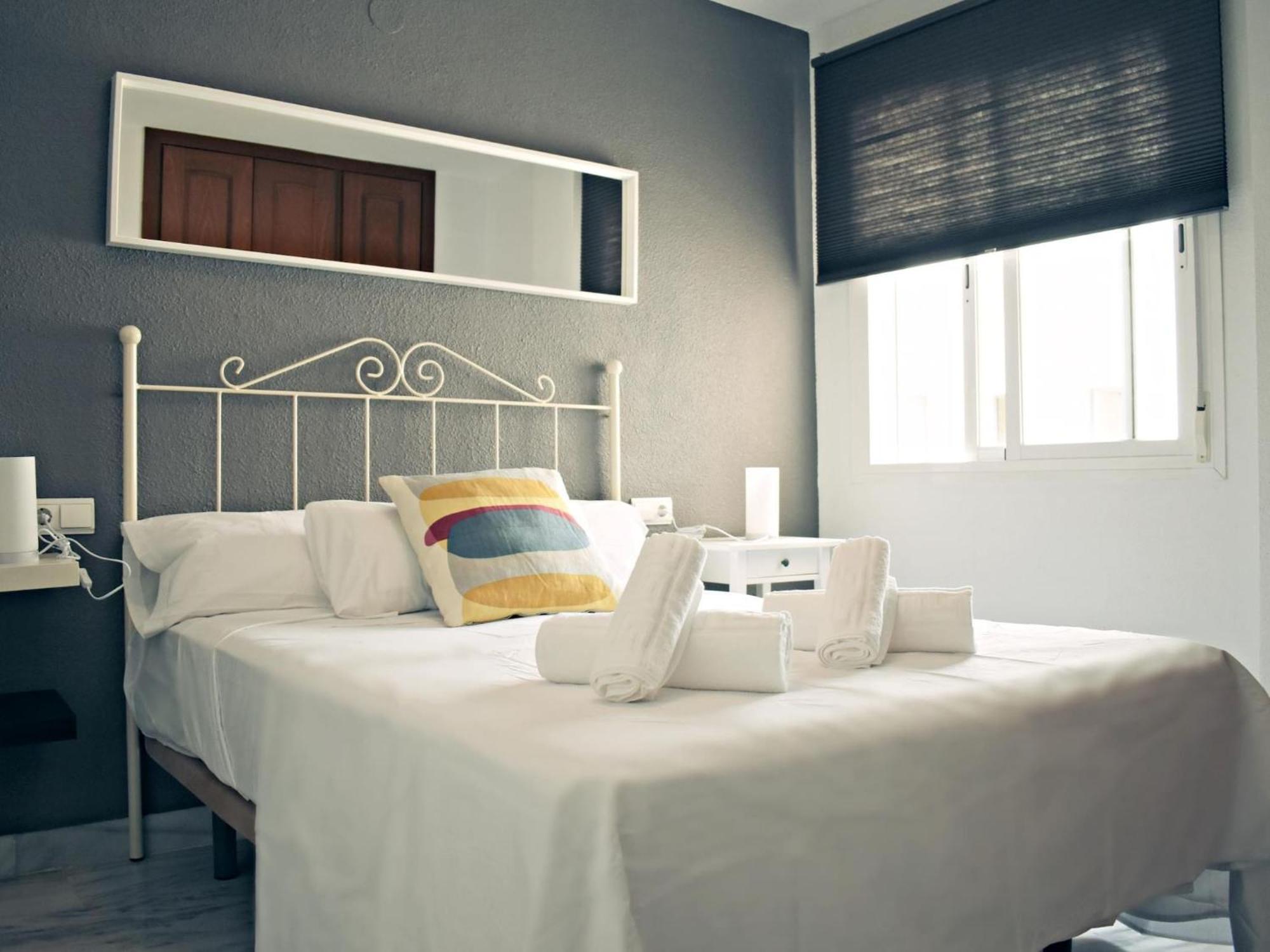 Fabuloso Apartamento Junto Al Soho Con Parking Privado Малага Экстерьер фото