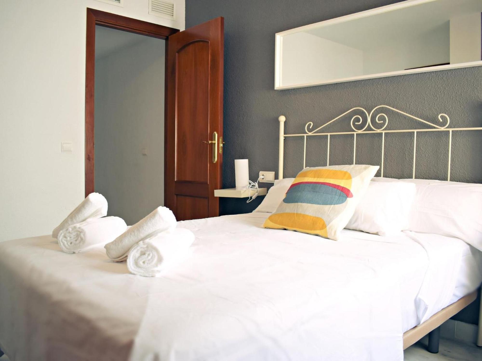 Fabuloso Apartamento Junto Al Soho Con Parking Privado Малага Экстерьер фото