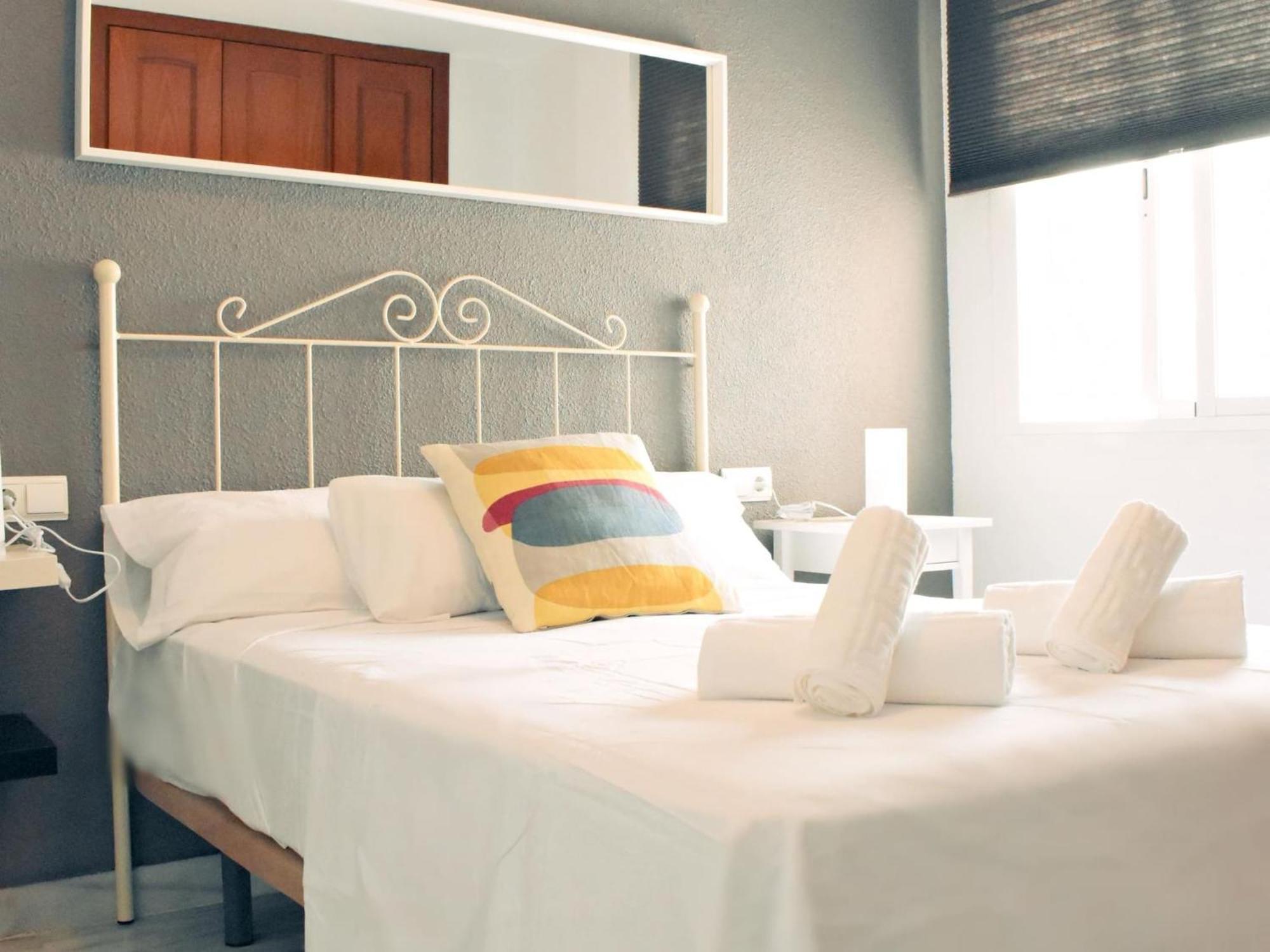 Fabuloso Apartamento Junto Al Soho Con Parking Privado Малага Экстерьер фото